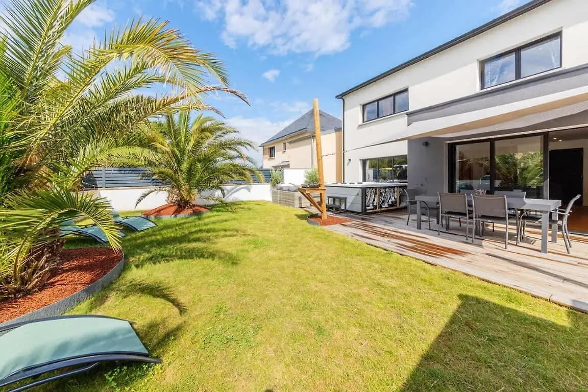 Les Alizes - Maison 4 Chambres - Jacuzzi/Sauna Saint-Méloir-des-Ondes 0*,  Francja